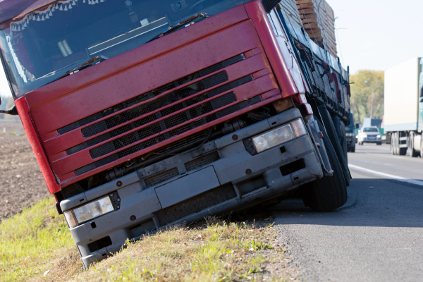 How Florida Truck Accident Claims Differ from Car Accidents